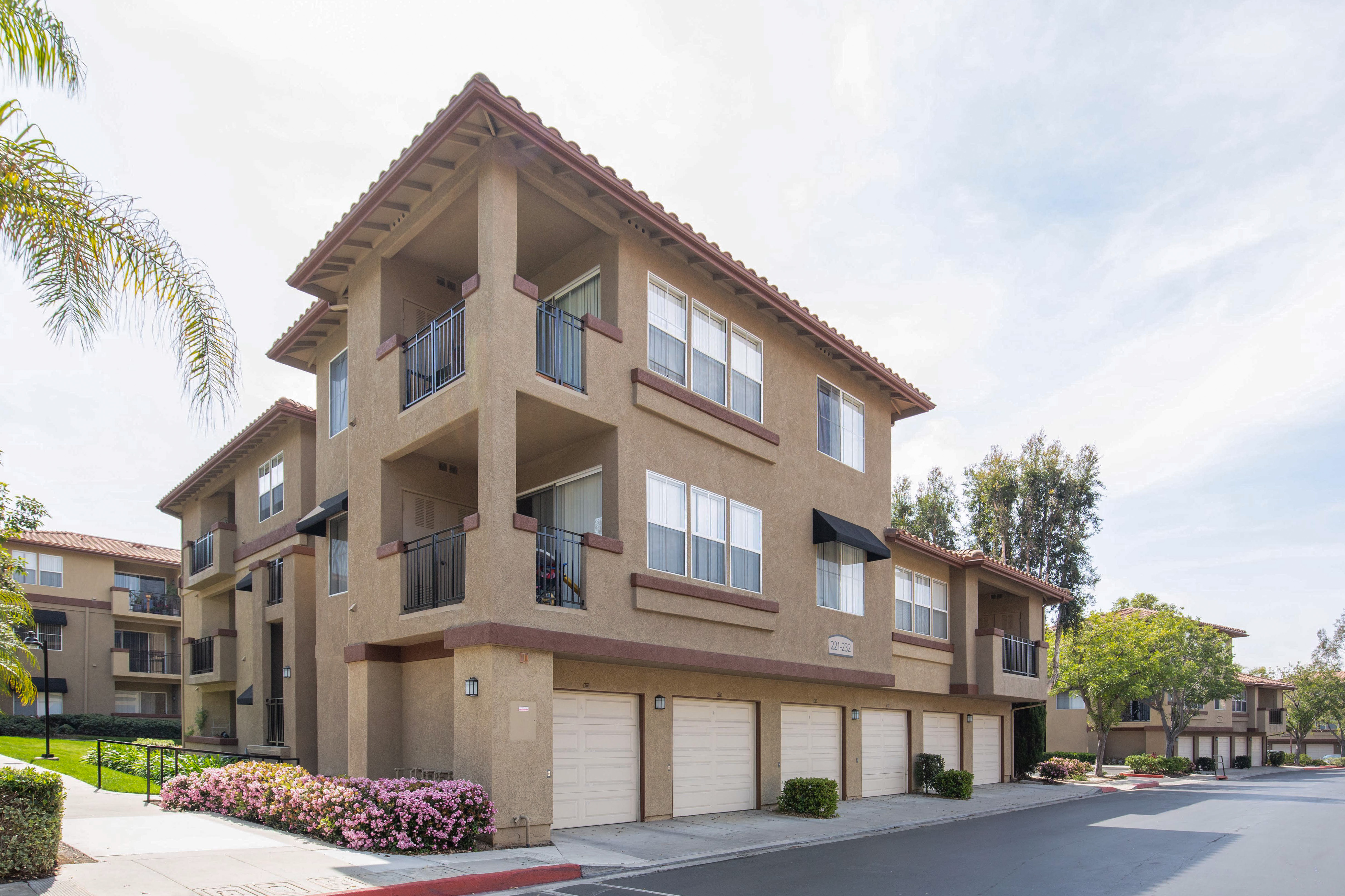 Paragon Mooresville Lakefront Retreat