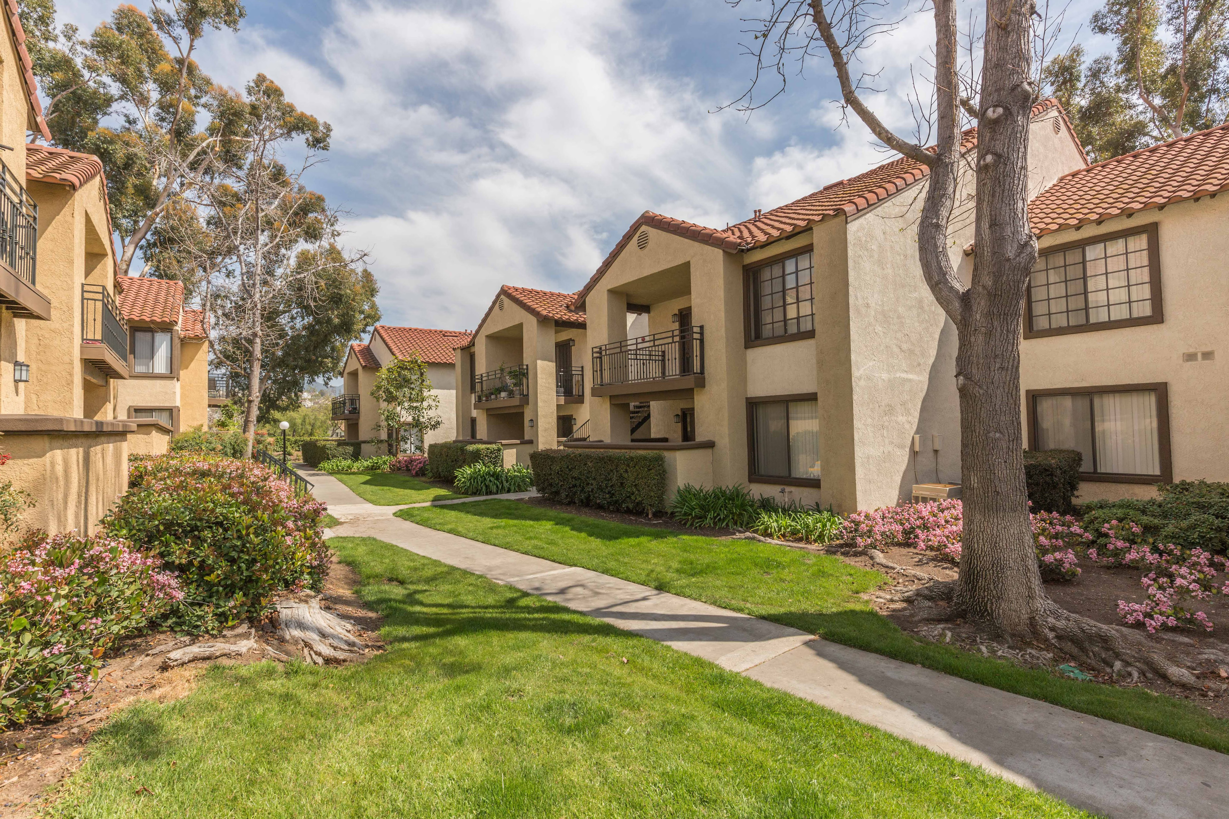 Paragon Marble Falls Crest