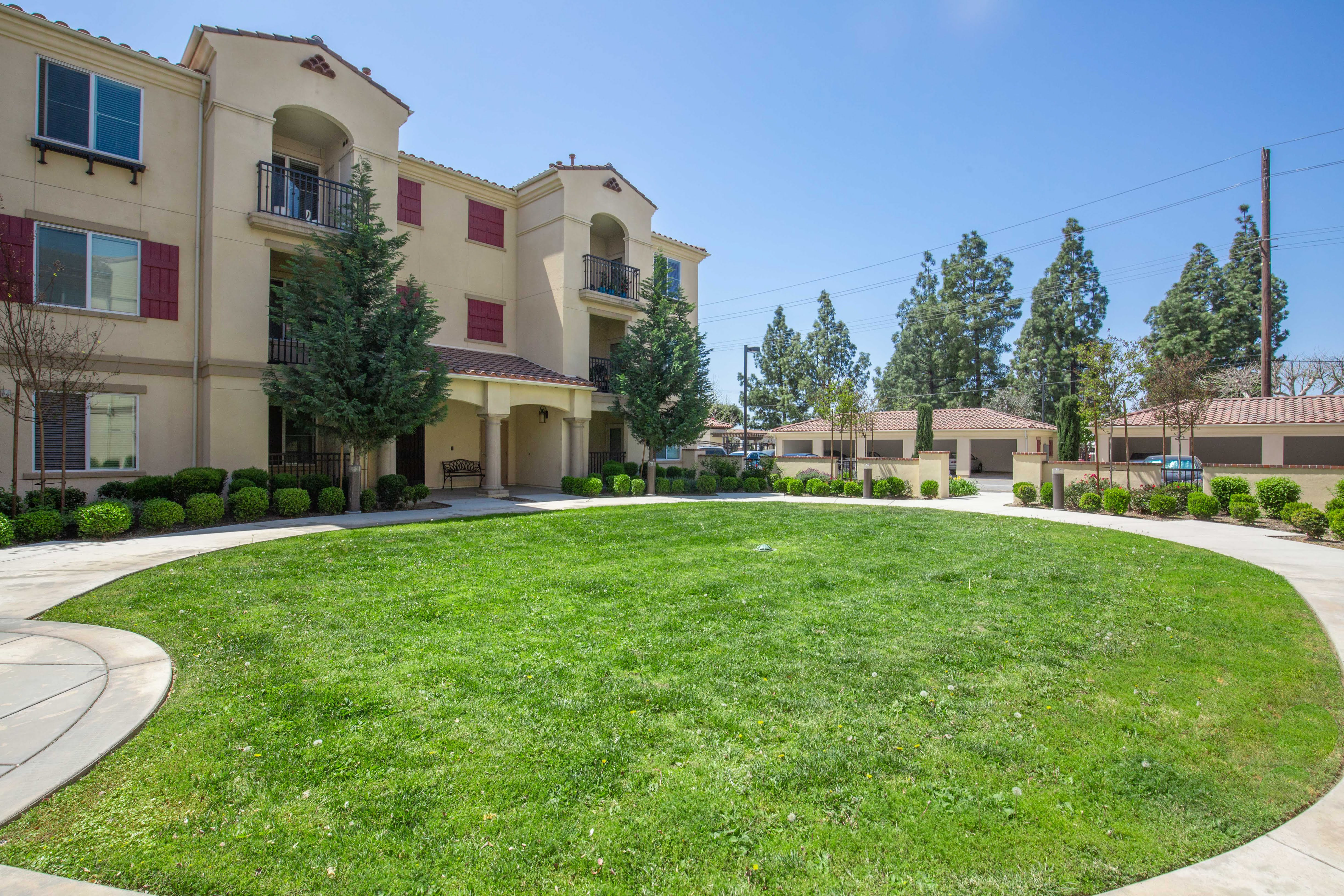 Paragon Kingsland Lake